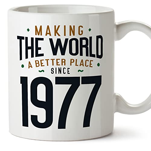 MUGFFINS Tazas 1977 Cumpleaños - En Inglés - Making the World a Better Place - 11 oz / 330 ml -...