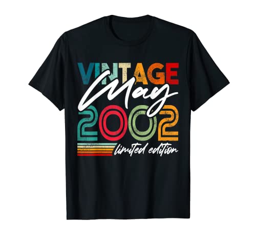 Diseño de cumpleaños de mayo de 2002 Nacido en mayo de 2002 Camiseta