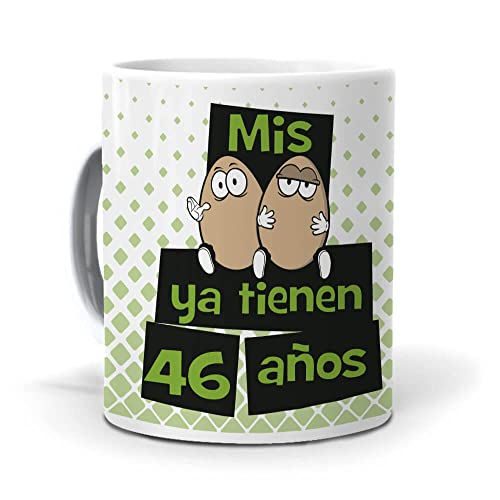 mundohuevo Taza Mis Huevos ya Tienen 46 años. Cerámica AAA - 350 ml.