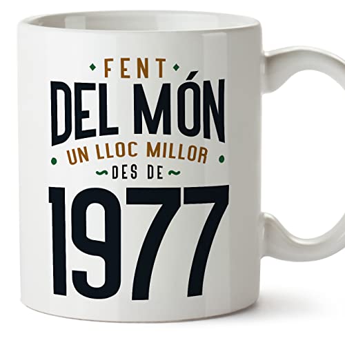 MUGFFINS Tazas 1977 Cumpleaños - En Catalán - Fent del Món un Lloc Millor - 11 oz / 330 ml -...
