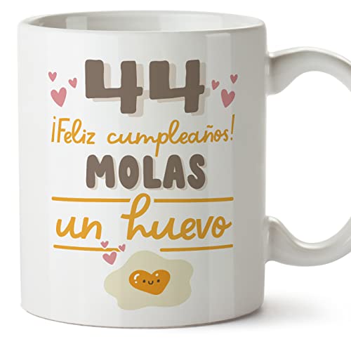 MUGFFINS Tazas 44 Cumpleaños - En Español - Feliz Cumpleaños Molas un Huevo - 11 oz / 330 ml - Regalo original y divertido
